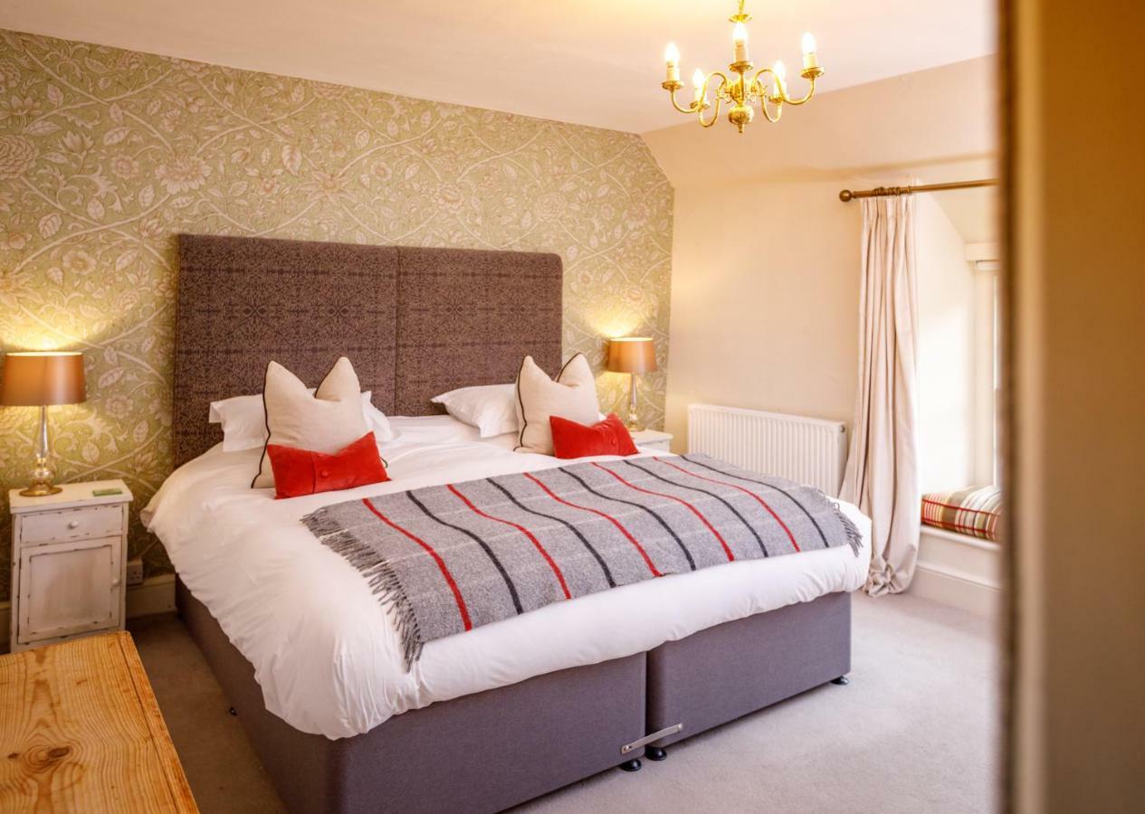 Trewornan Manor Bed & Breakfast Wadebridge Eksteriør bilde